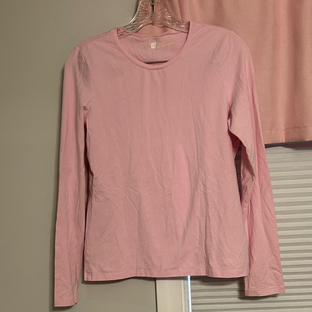 GAP Light Pink Stretch Tee